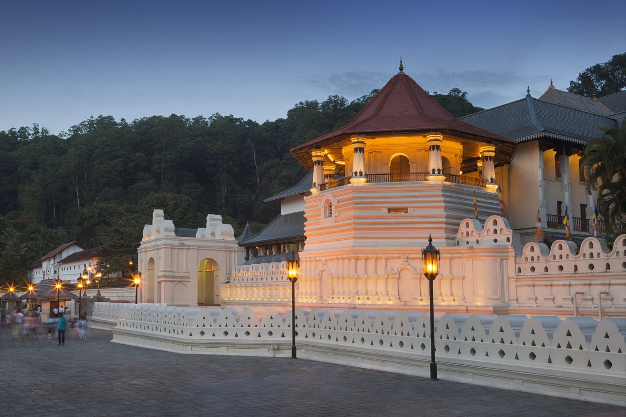 319-Temple-of-the-Tooth-Kandy